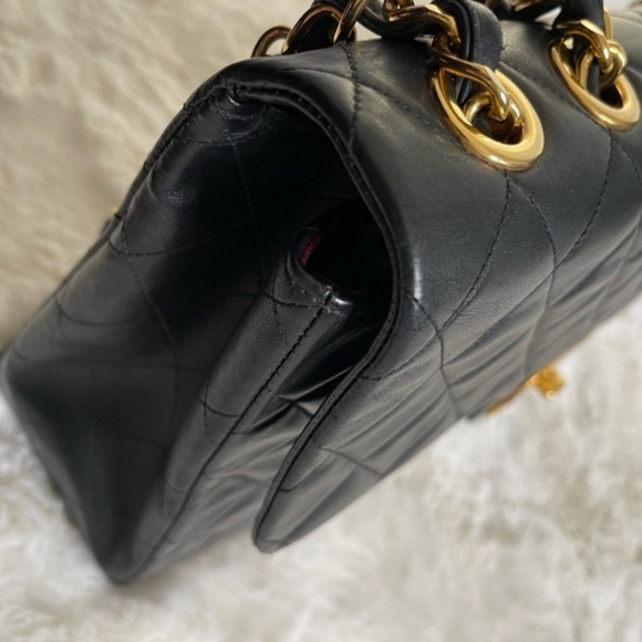 Chanel xl flap - Picture 4 of 17